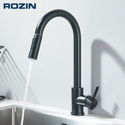 Pull-out kitchen faucet with dual spray modes