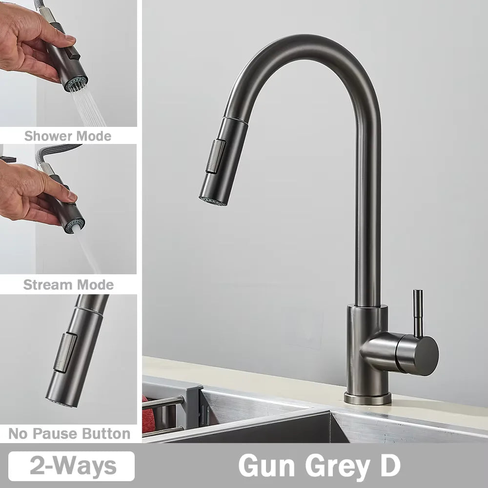 Pull-out kitchen faucet with dual spray modes